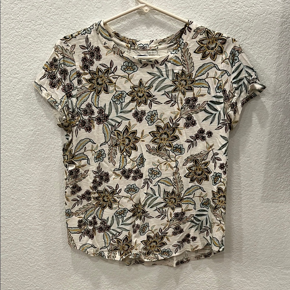 Old Navy Cream Fitted T-Shirt Blouse with Short Sleeves